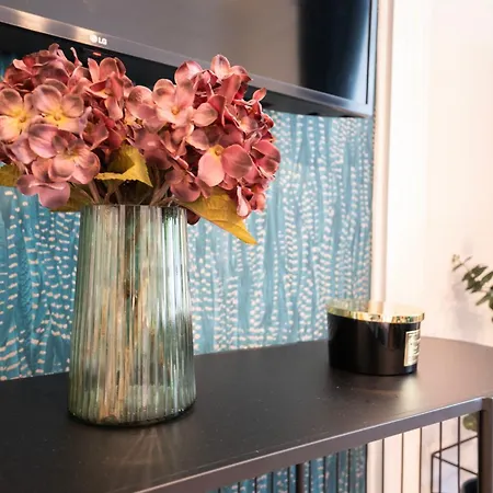 Greguss Calm Chic W Ac By M2 Metro شقة