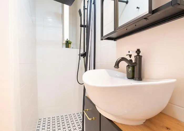 Greguss Calm Chic W Ac By M2 Metro Apartamento *